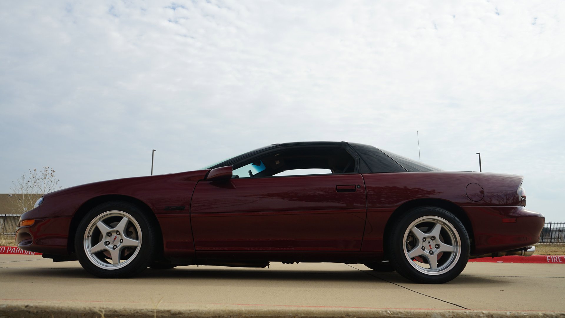 Used 2000 Chevrolet Camaro Z28 w/ Preferred Equipment Group 2 image 7