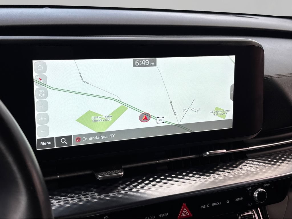 Used 2023 Kia Carnival SX Prestige FWD image 34