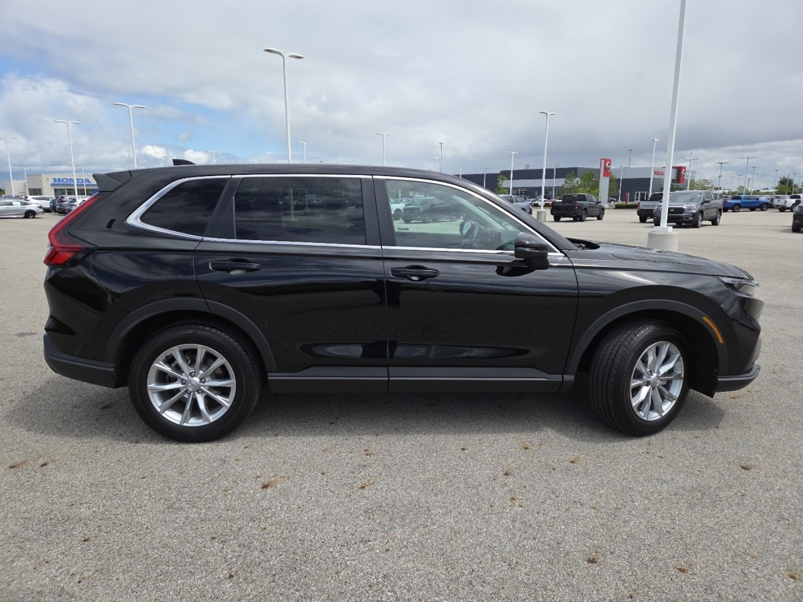 Used 2025 Honda CR-V EX-L image 18