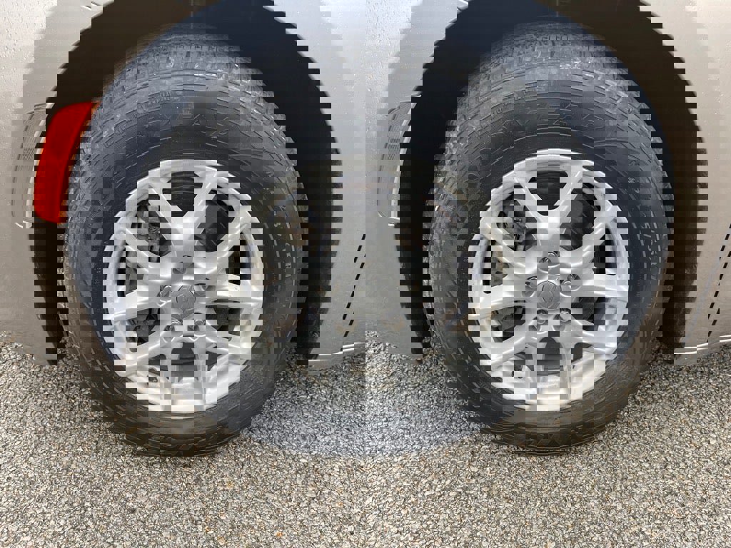 Used 2017 Chrysler Pacifica Touring image 5