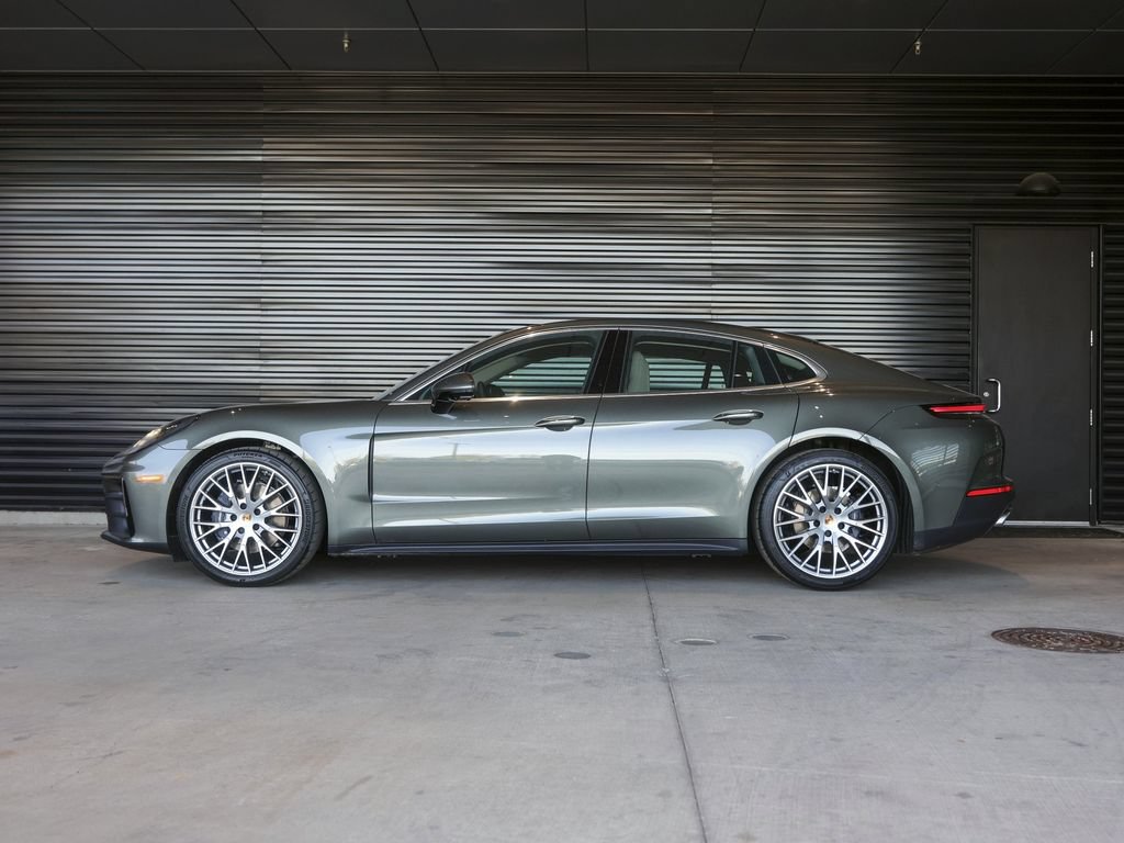 New 2026 Porsche Panamera 4 AWD/4WD image 2
