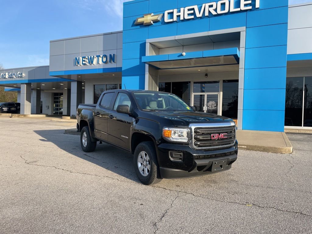 Used 2017 GMC Canyon 2WD Crew Cab w/ Convenience Package image 2