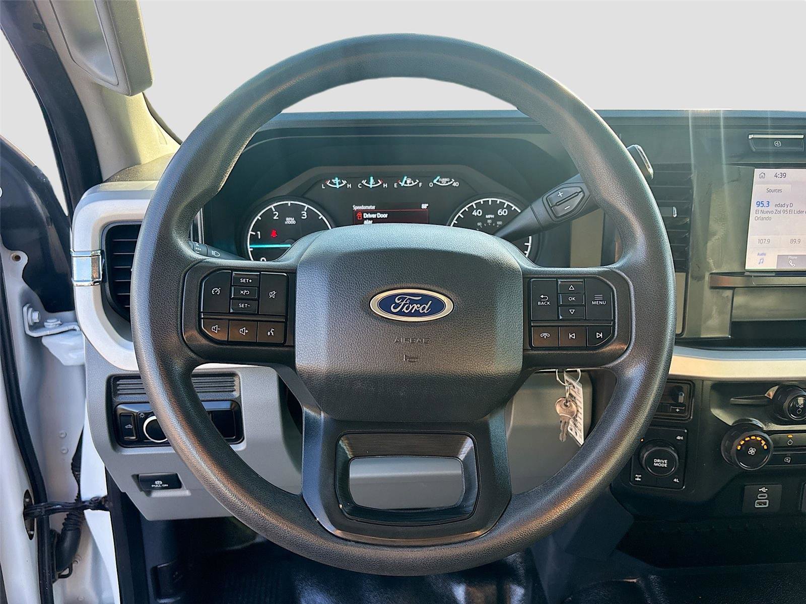 Used 2024 Ford F250 XL image 12