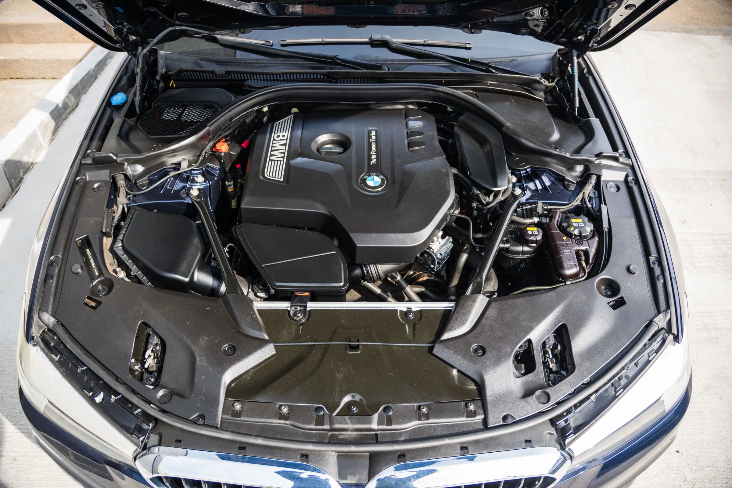 Used 2018 BMW 530i xDrive w/ Premium Package image 33