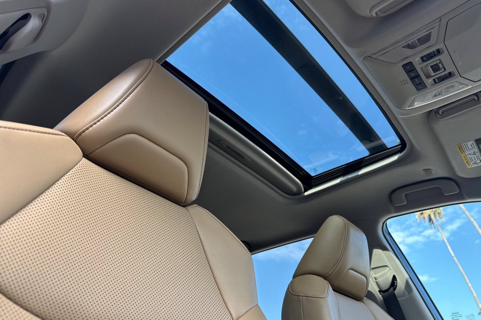 Certified 2025 Toyota RAV4 Limited FWD image 19