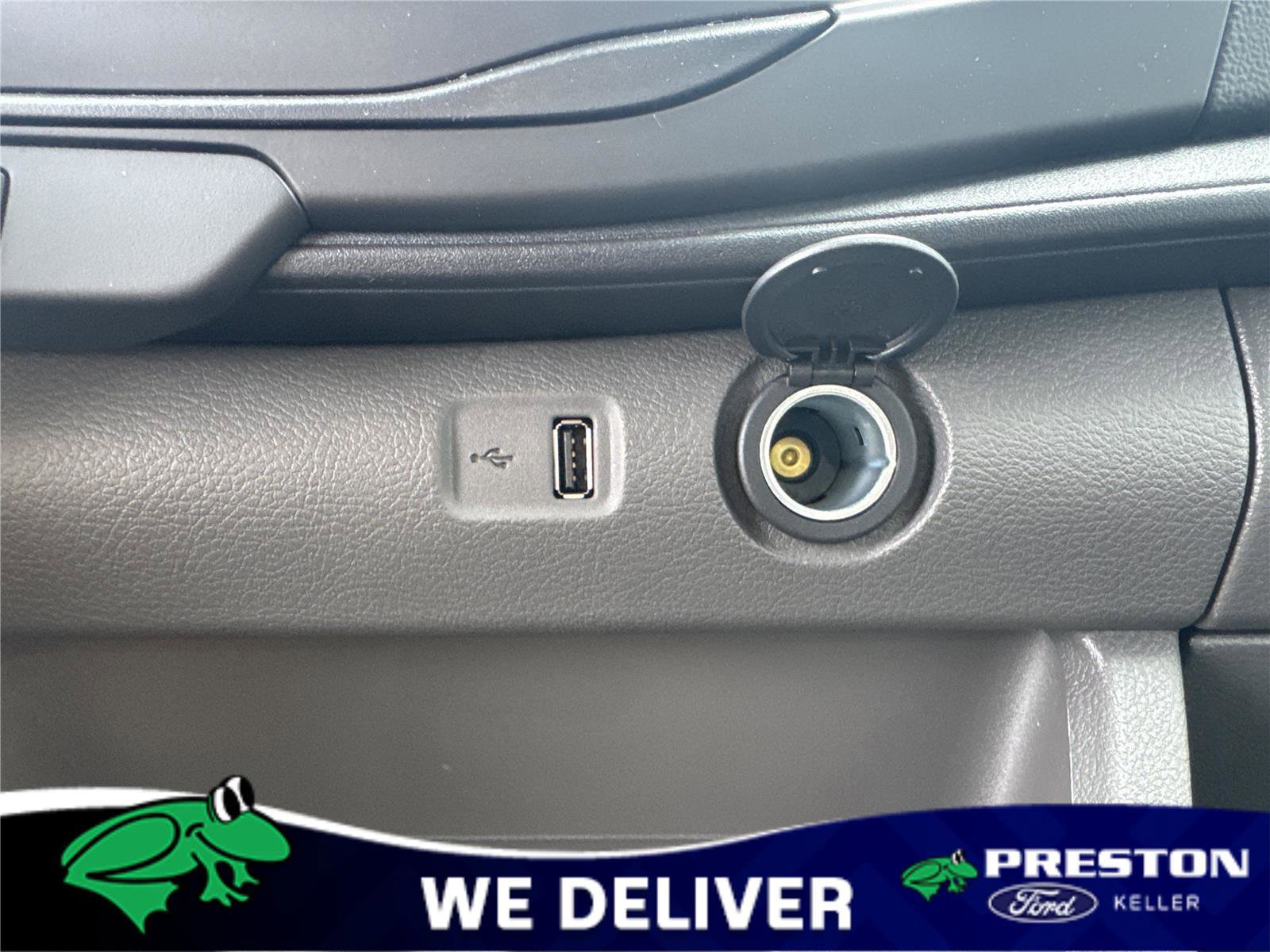 New 2025 Ford Transit 250 148 Medium Roof w/ Load Area Protection Package image 19