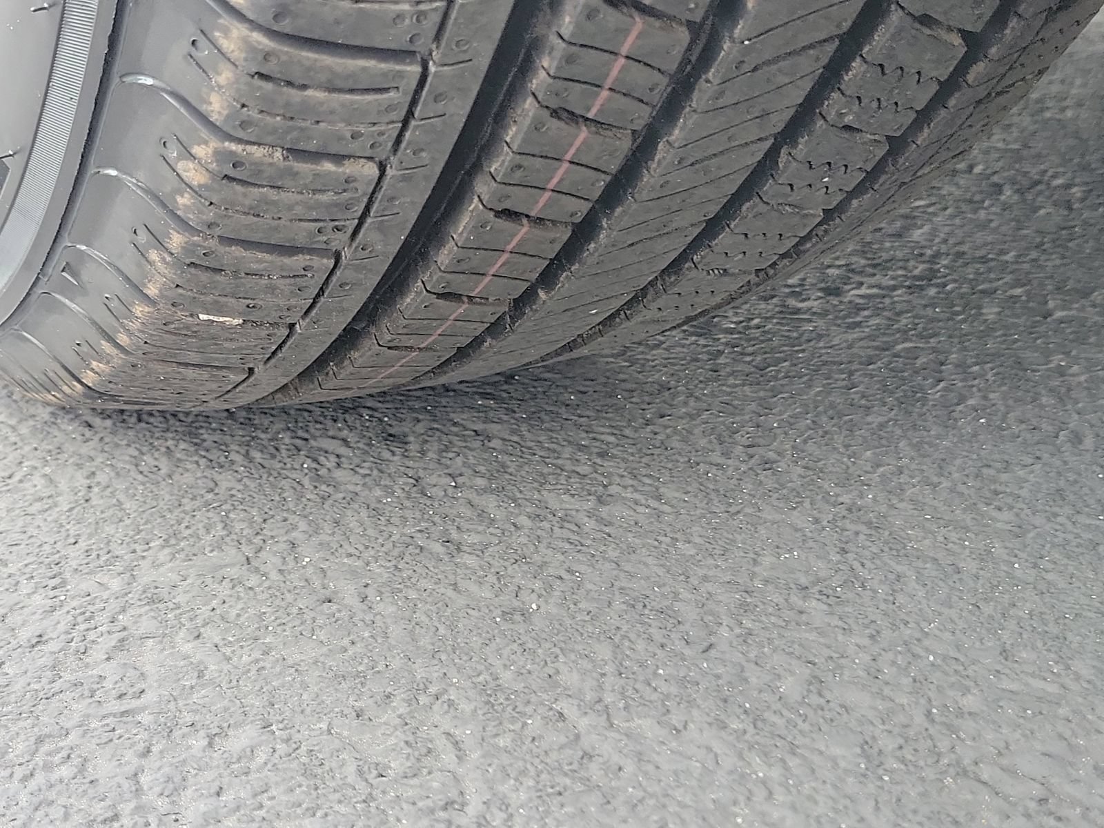 Used 2024 Kia Carnival LX FWD image 32