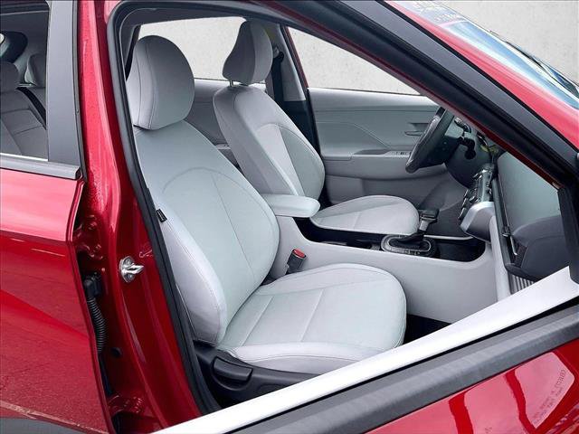 Used 2024 Hyundai Kona SE FWD image 9