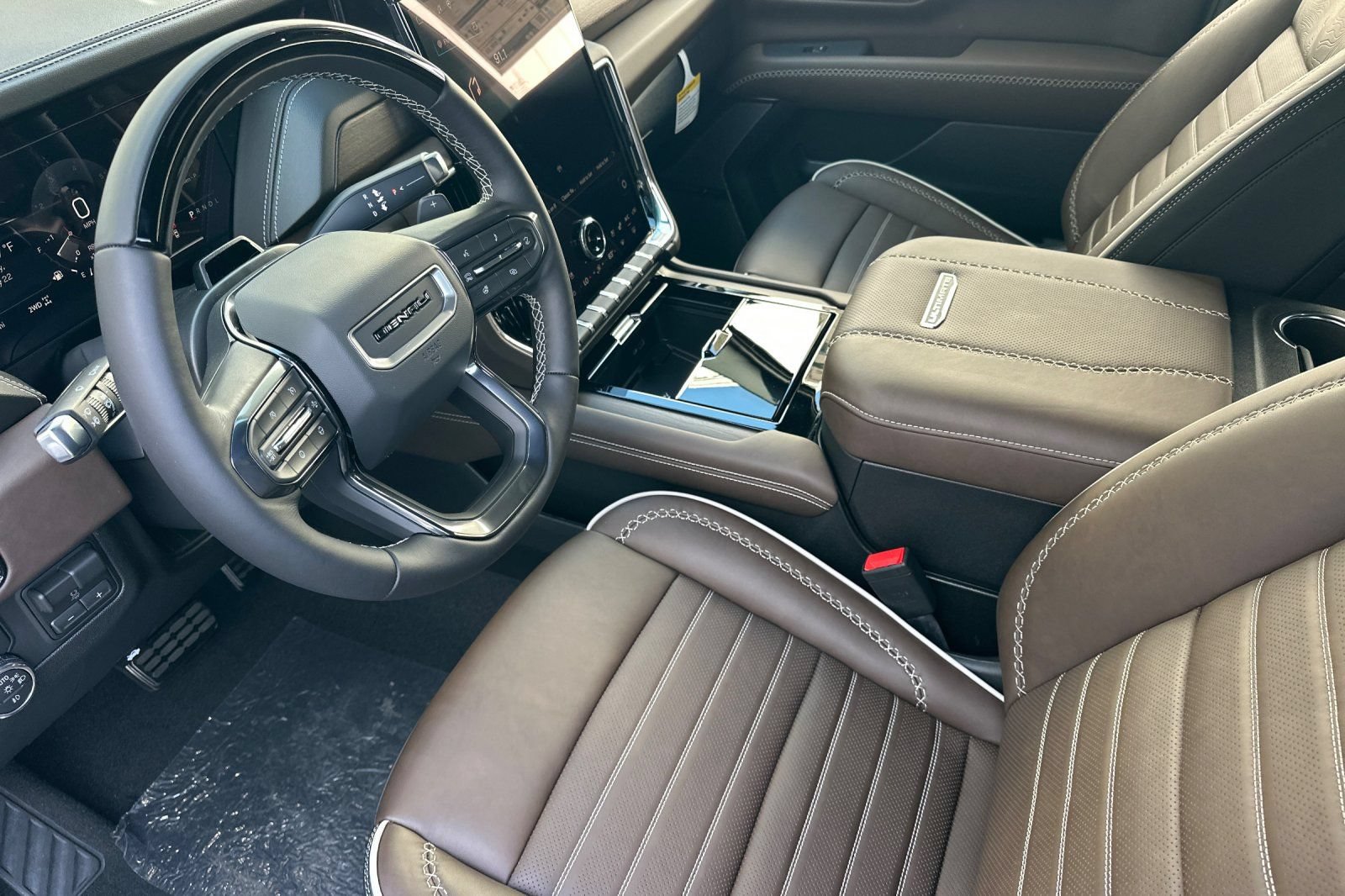 New 2026 GMC Yukon XL Denali Ultimate AWD/4WD image 7