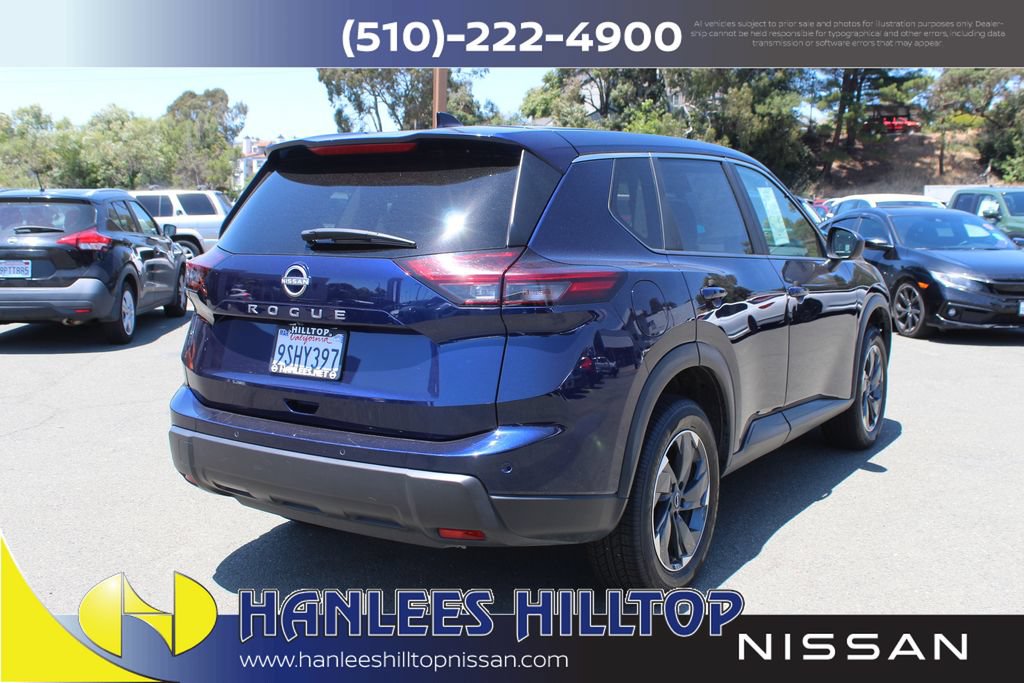 Used 2025 Nissan Rogue SV FWD image 7