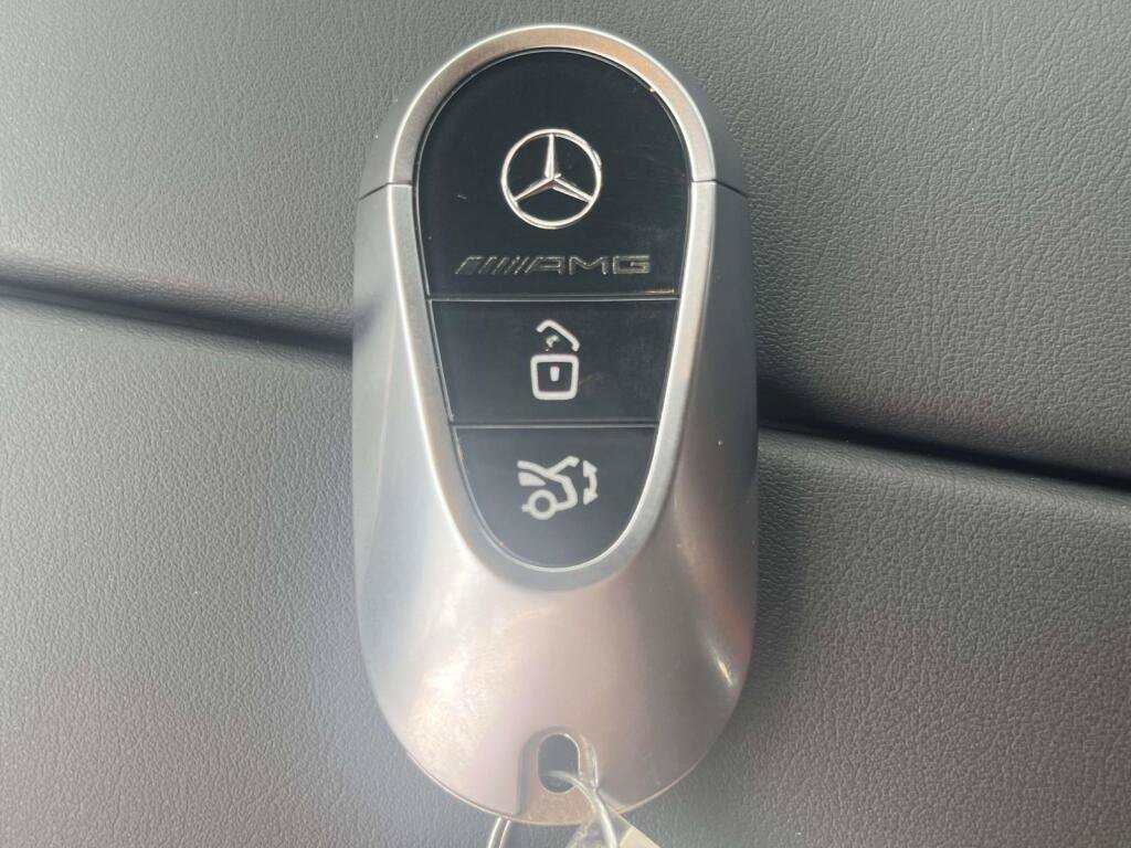 New 2026 Mercedes-Benz C 43 AMG 4MATIC Sedan image 4