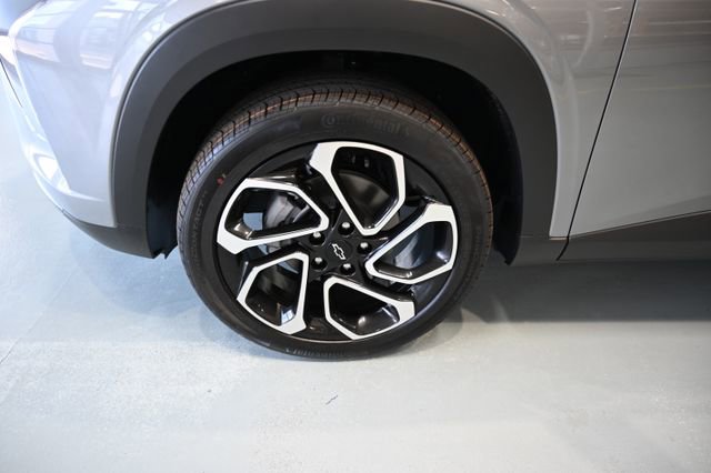 New 2026 Chevrolet Trax RS w/ Driver Confidence Package FWD image 28