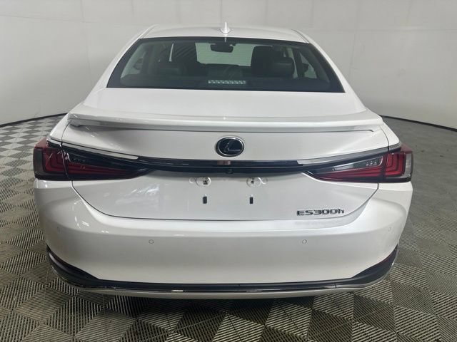 Used 2023 Lexus ES 300h Ultra Luxury FWD image 8
