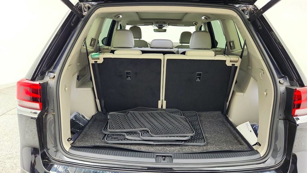 Used 2024 Volkswagen Atlas SEL Premium R-Line AWD/4WD image 21