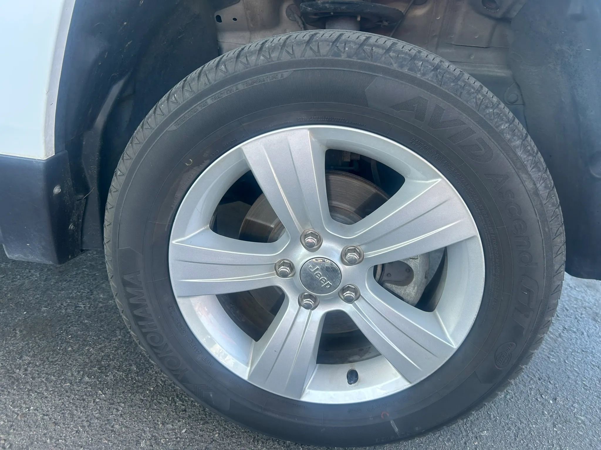 Used 2017 Jeep Patriot Latitude image 4