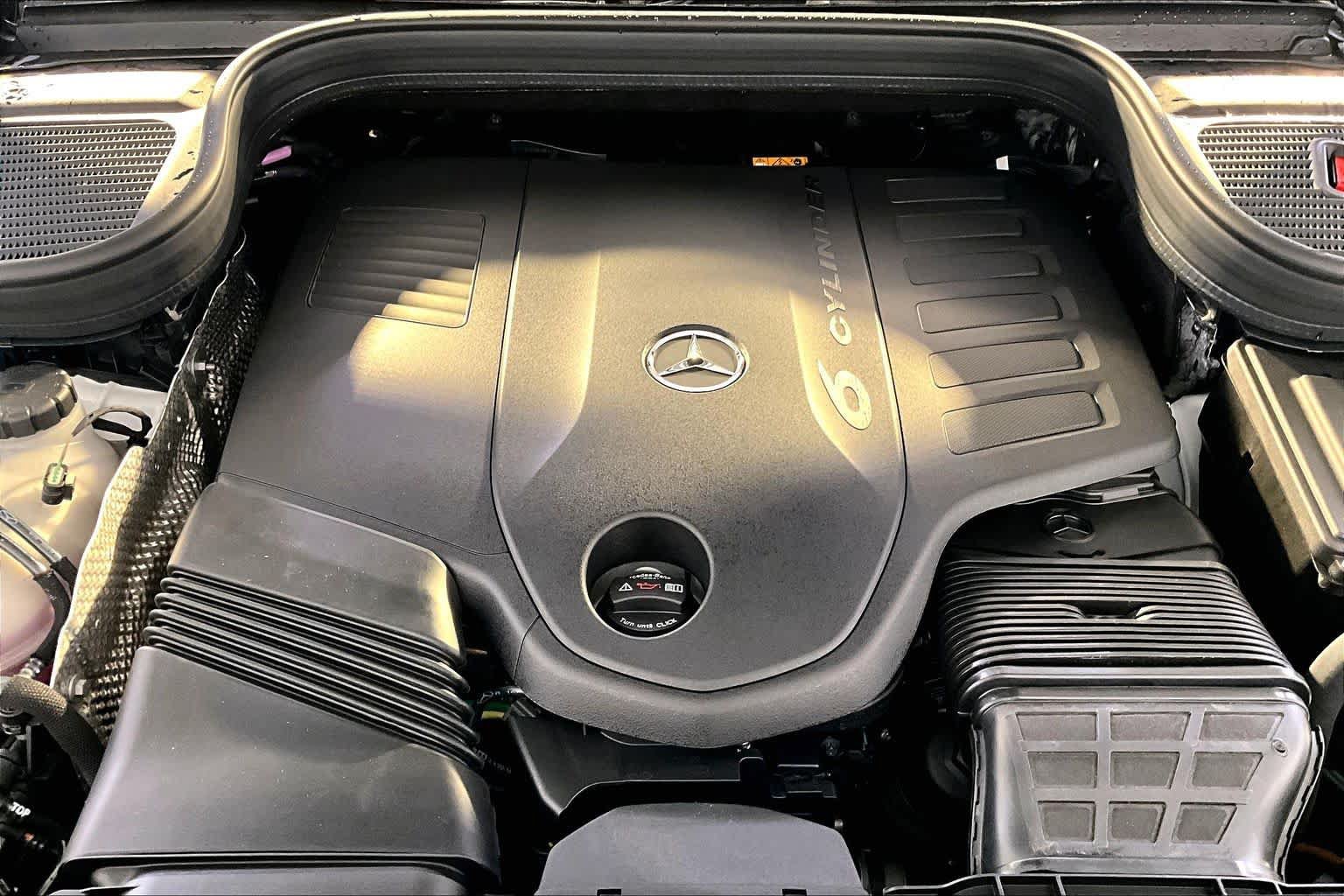 New 2027 Mercedes-Benz GLS 450 4MATIC image 14