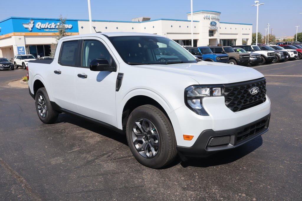 New 2025 Ford Maverick XLT w/ XLT Luxury Package
