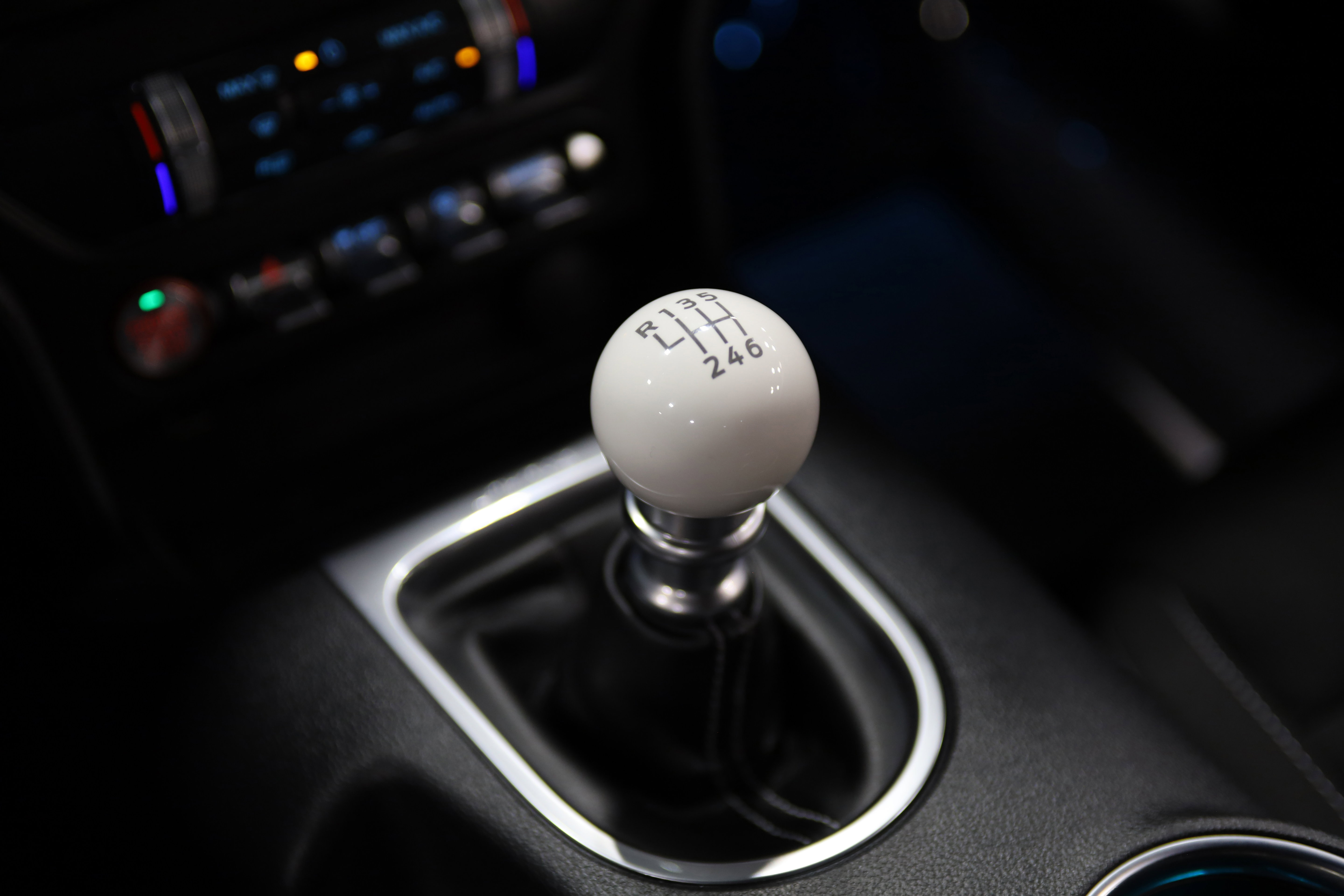 Used 2022 Ford Mustang Mach 1 RWD image 31