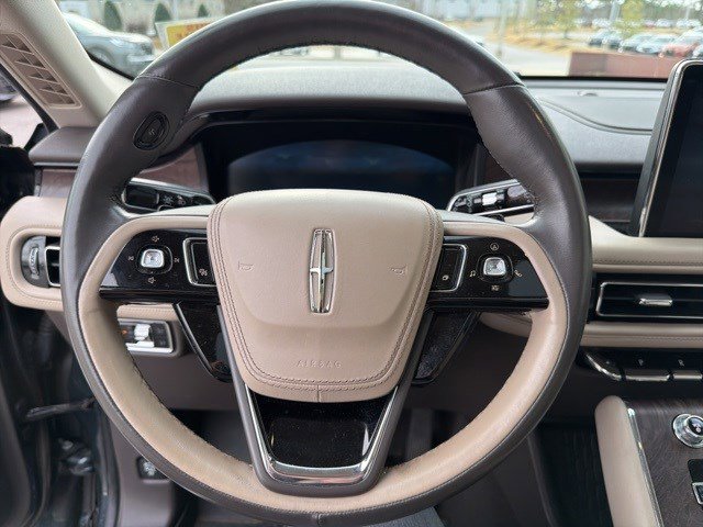 Used 2022 Lincoln Aviator Reserve w/ Equipment Group 201A image 16