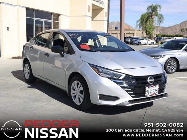 Used 2025 Nissan Versa S w/ Trunk Package