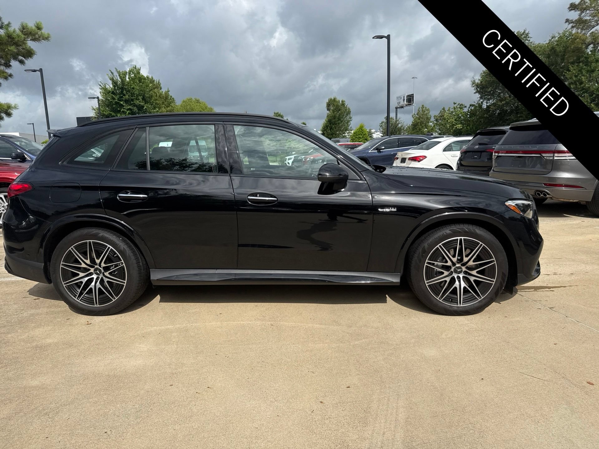 Used 2025 Mercedes-Benz GLC 43 AMG 4MATIC image 3