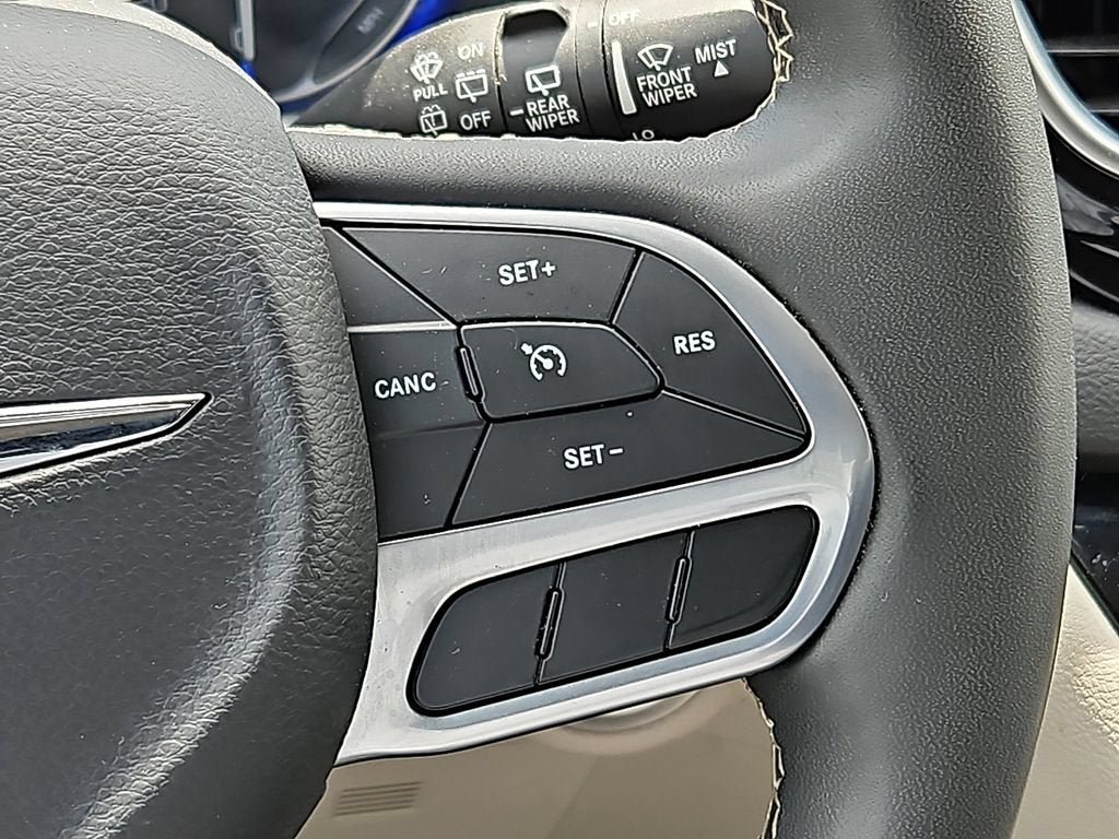 Used 2023 Chrysler Voyager LX FWD image 22