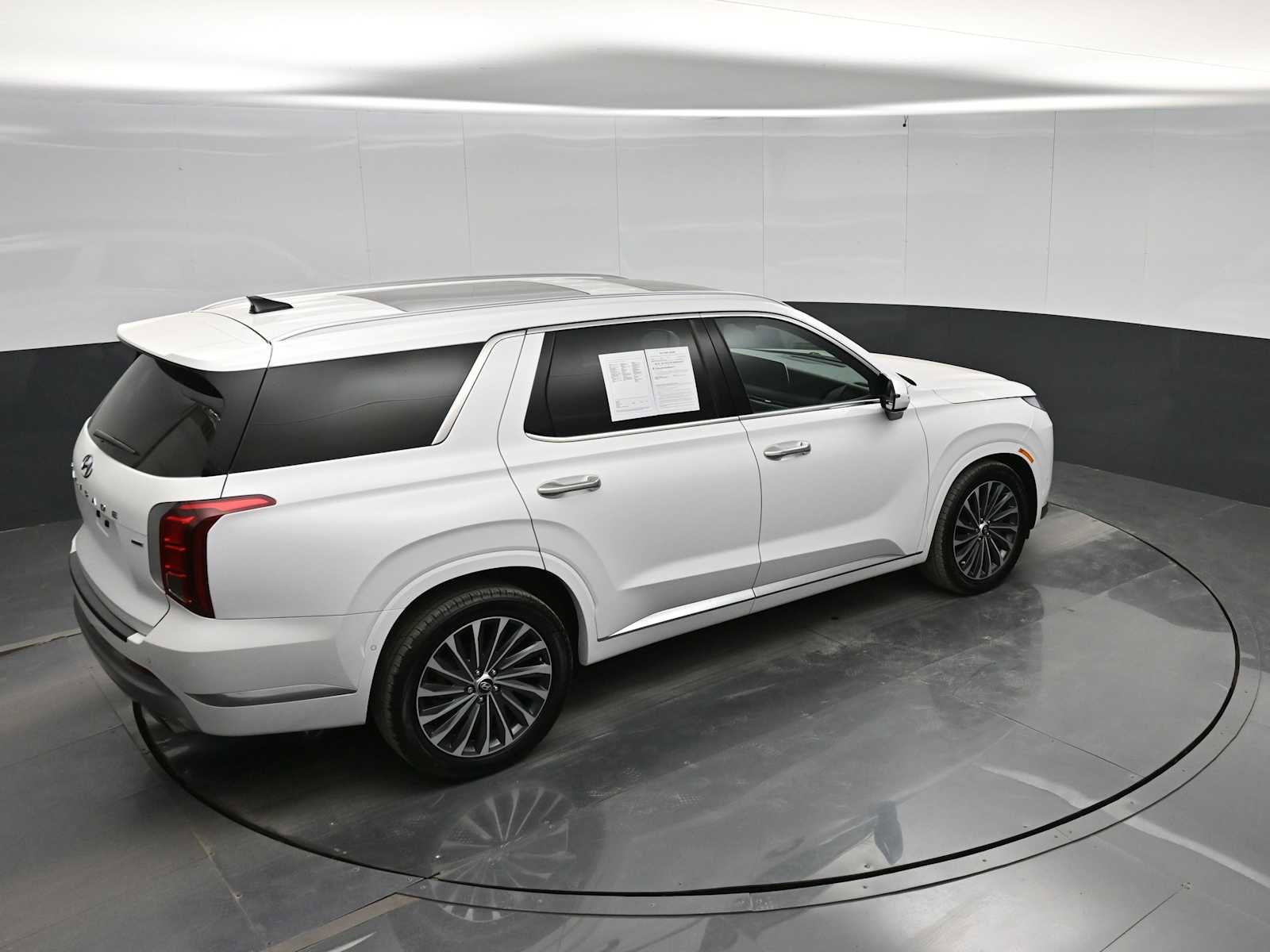 Used 2024 Hyundai Palisade Calligraphy AWD/4WD image 31