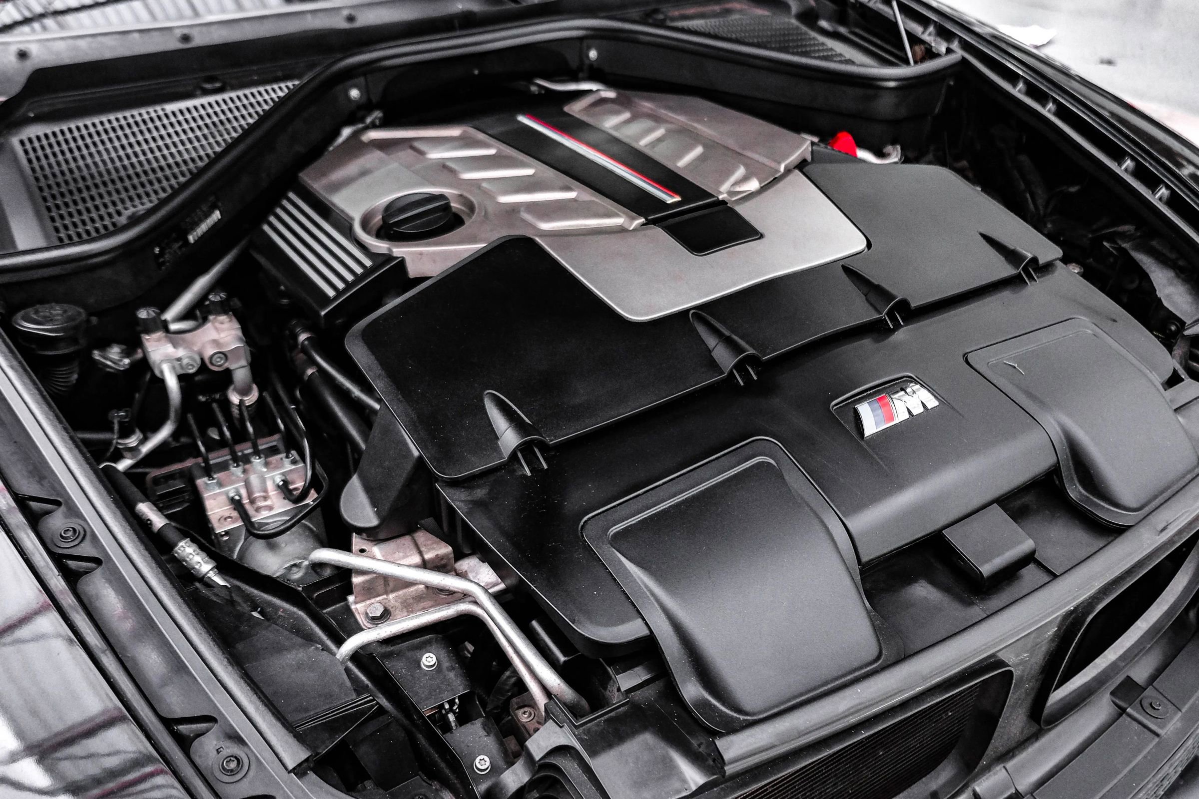 Used 2014 BMW X6 M AWD/4WD image 46