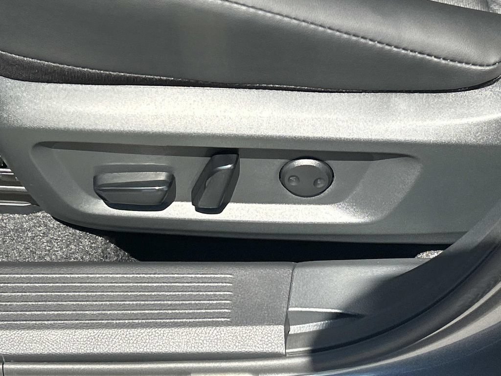 New 2026 Nissan Rogue Dark Armor AWD/4WD image 14