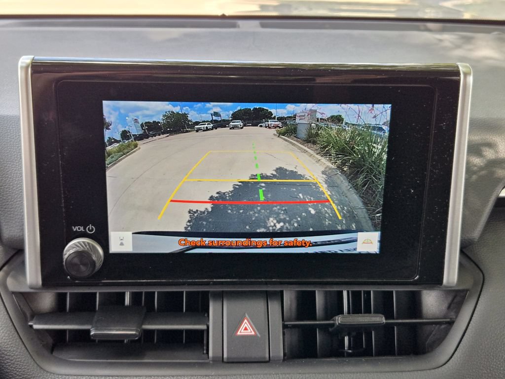 Used 2024 Toyota RAV4 XLE AWD/4WD image 12