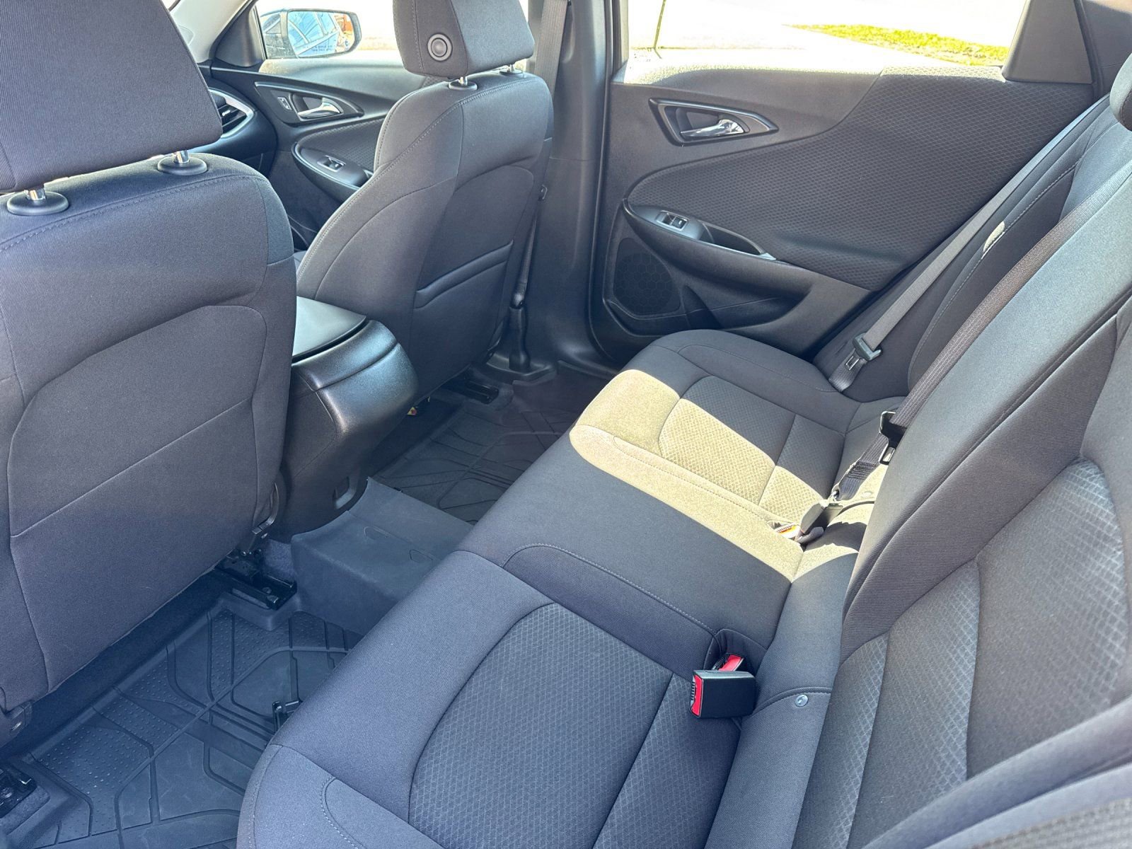 Used 2023 Chevrolet Malibu RS w/ LPO, Floor Liner Package FWD image 13