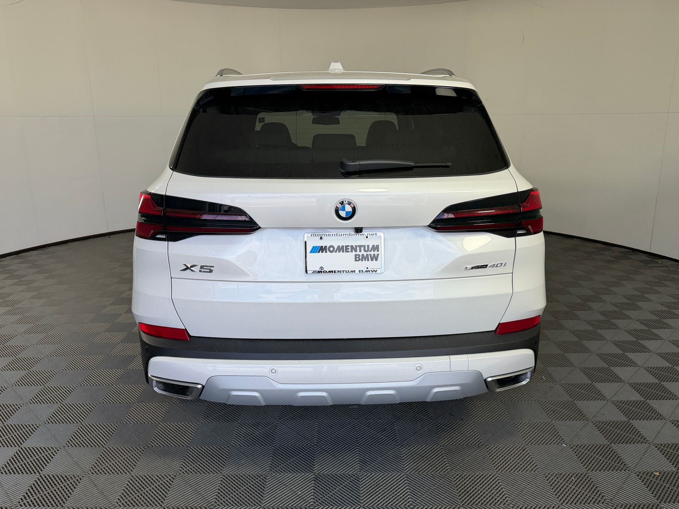 New 2026 BMW X5 sDrive40i w/ Climate Comfort Package RWD image 10