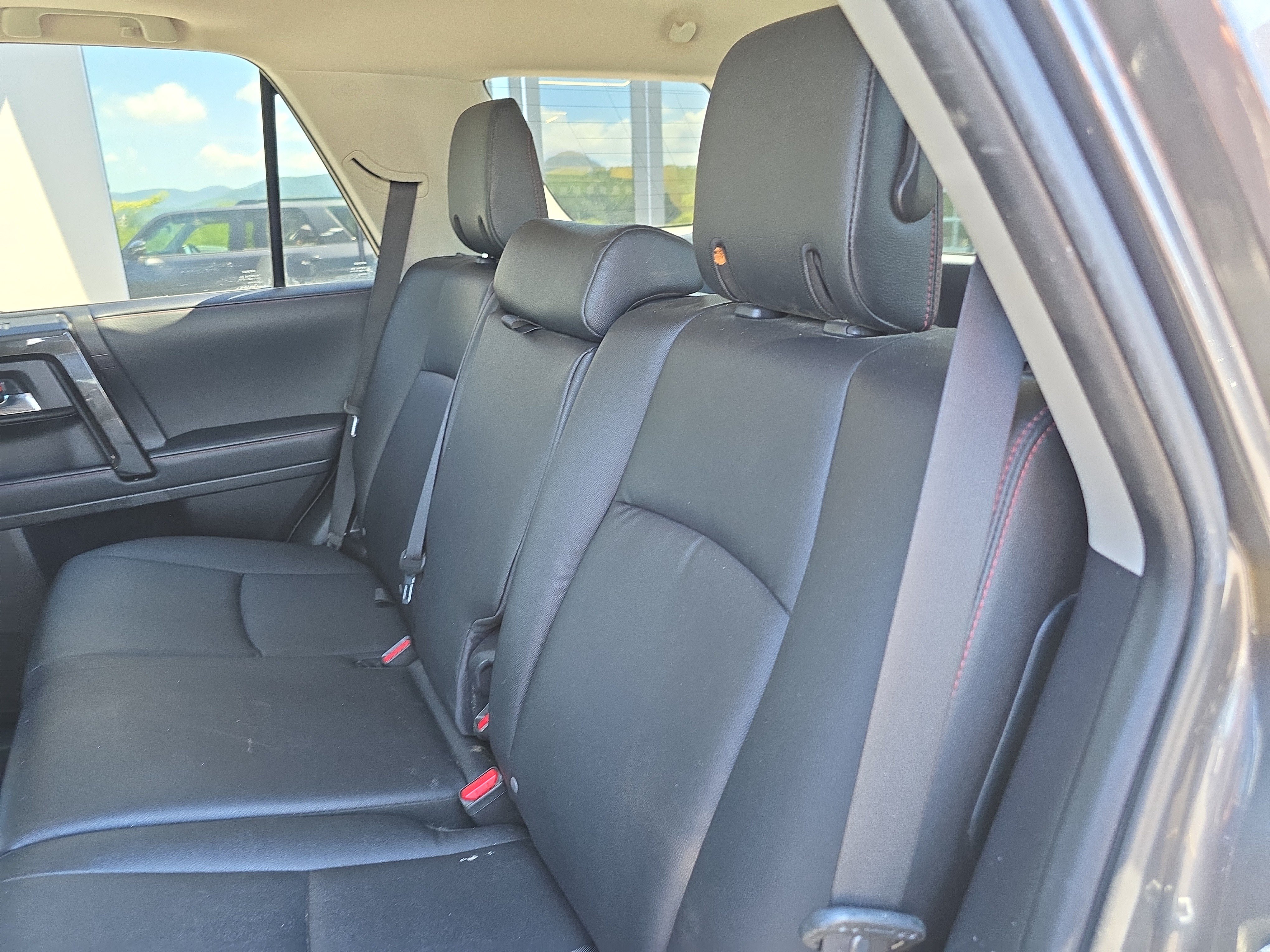 Used 2021 Toyota 4Runner TRD Off-Road Premium w/ Moonroof Package AWD/4WD image 14