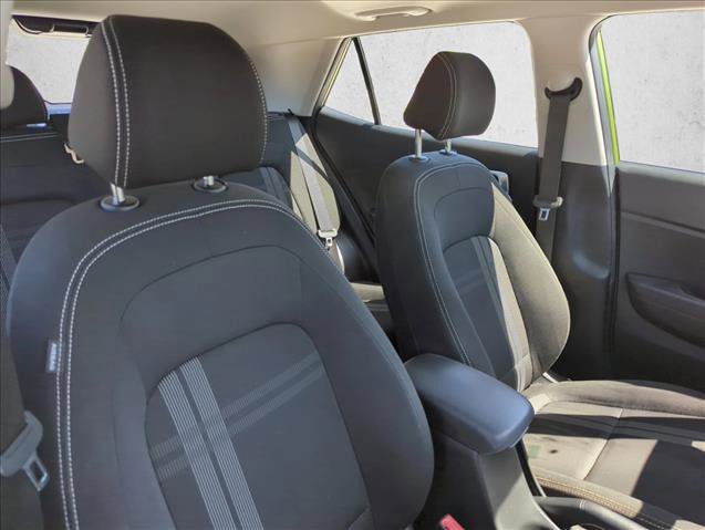 Used 2023 Hyundai Venue SEL FWD image 25