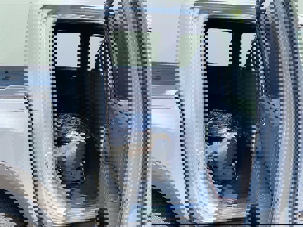 New 2025 Nissan Frontier PRO-4X image 23