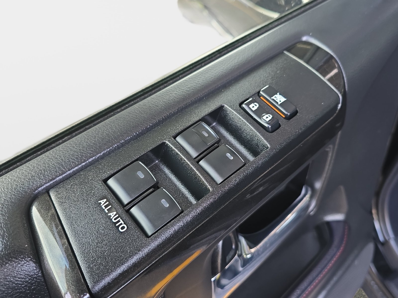 Used 2023 Toyota 4Runner TRD Off-Road AWD/4WD image 28