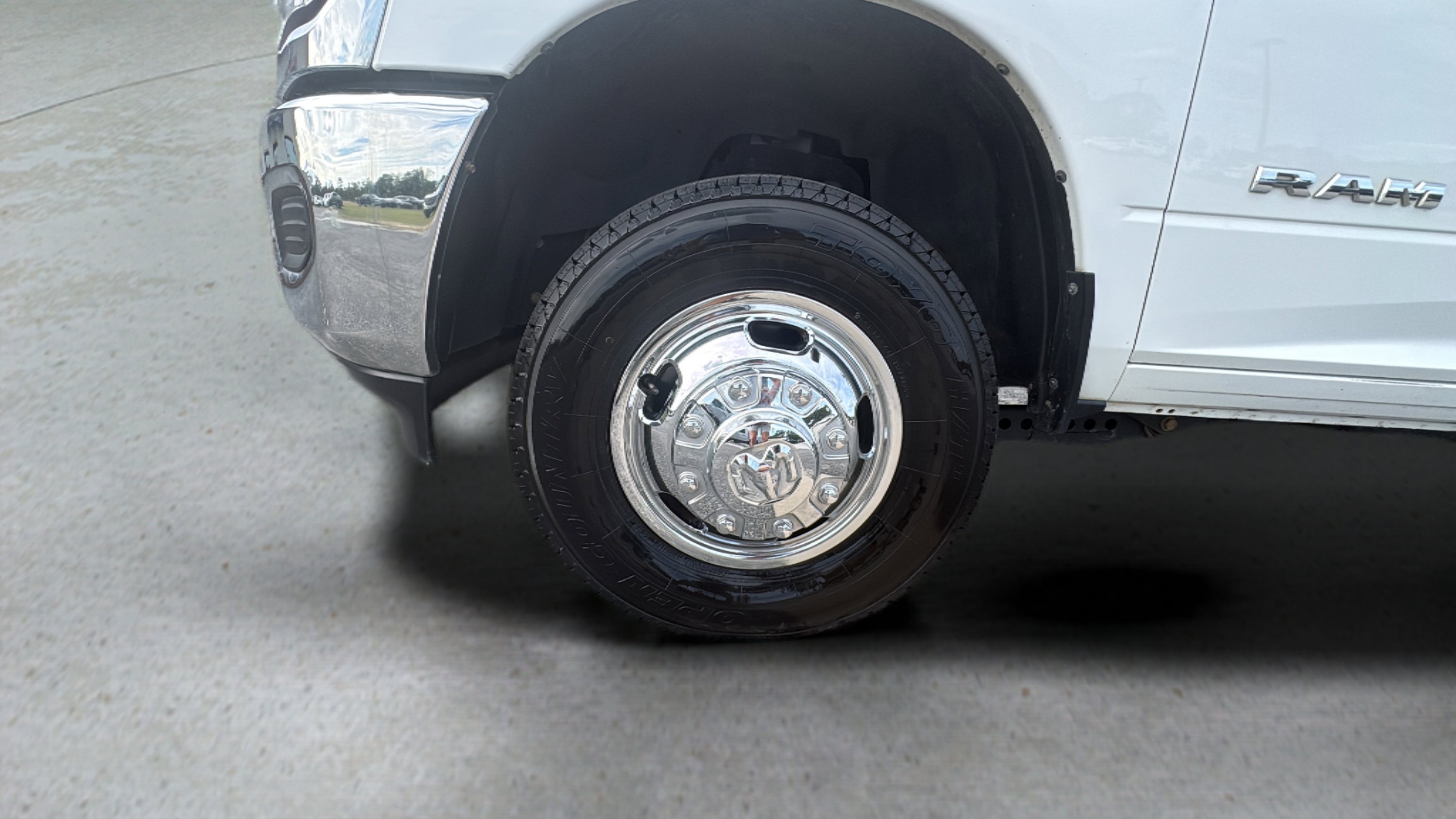 Used 2022 RAM 3500 Big Horn image 15