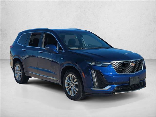 Used 2023 Cadillac XT6 Luxury image 3