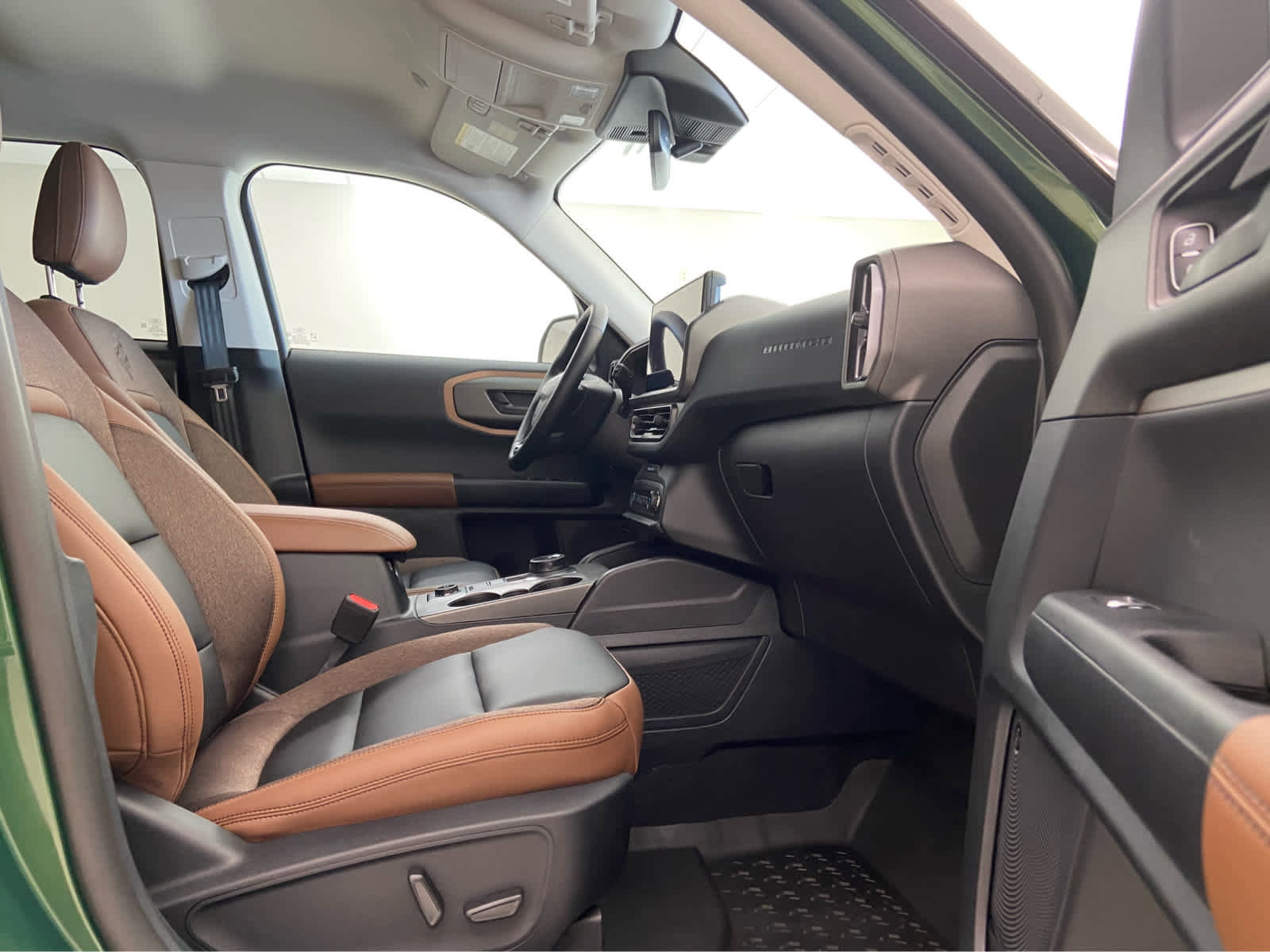 New 2025 Ford Bronco Sport Outer Banks w/ Outer Banks Tech Package+ image 17