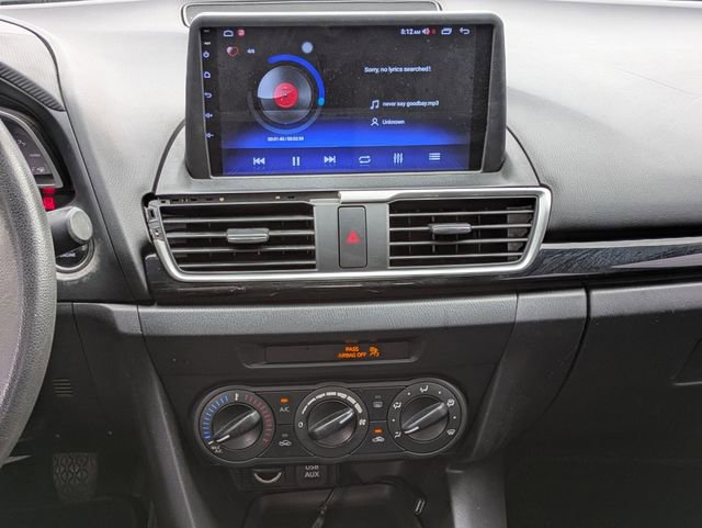Used 2014 MAZDA MAZDA3 i SV FWD image 12