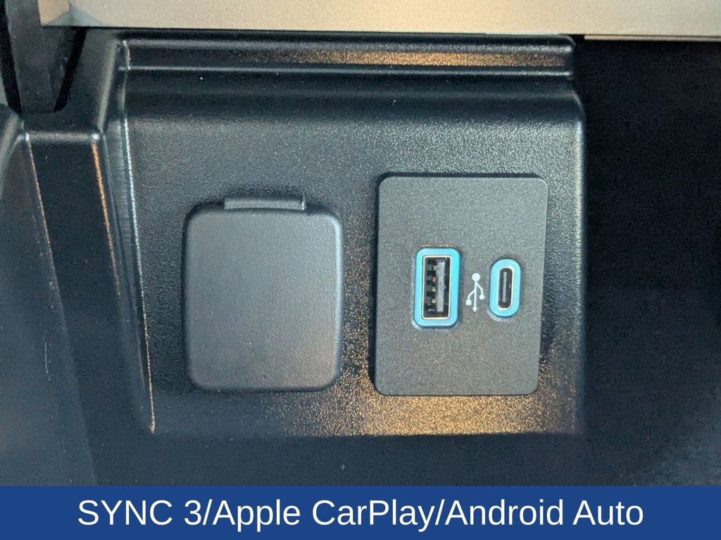 Used 2023 Ford Explorer Limited w/ Equipment Group 301A image 25