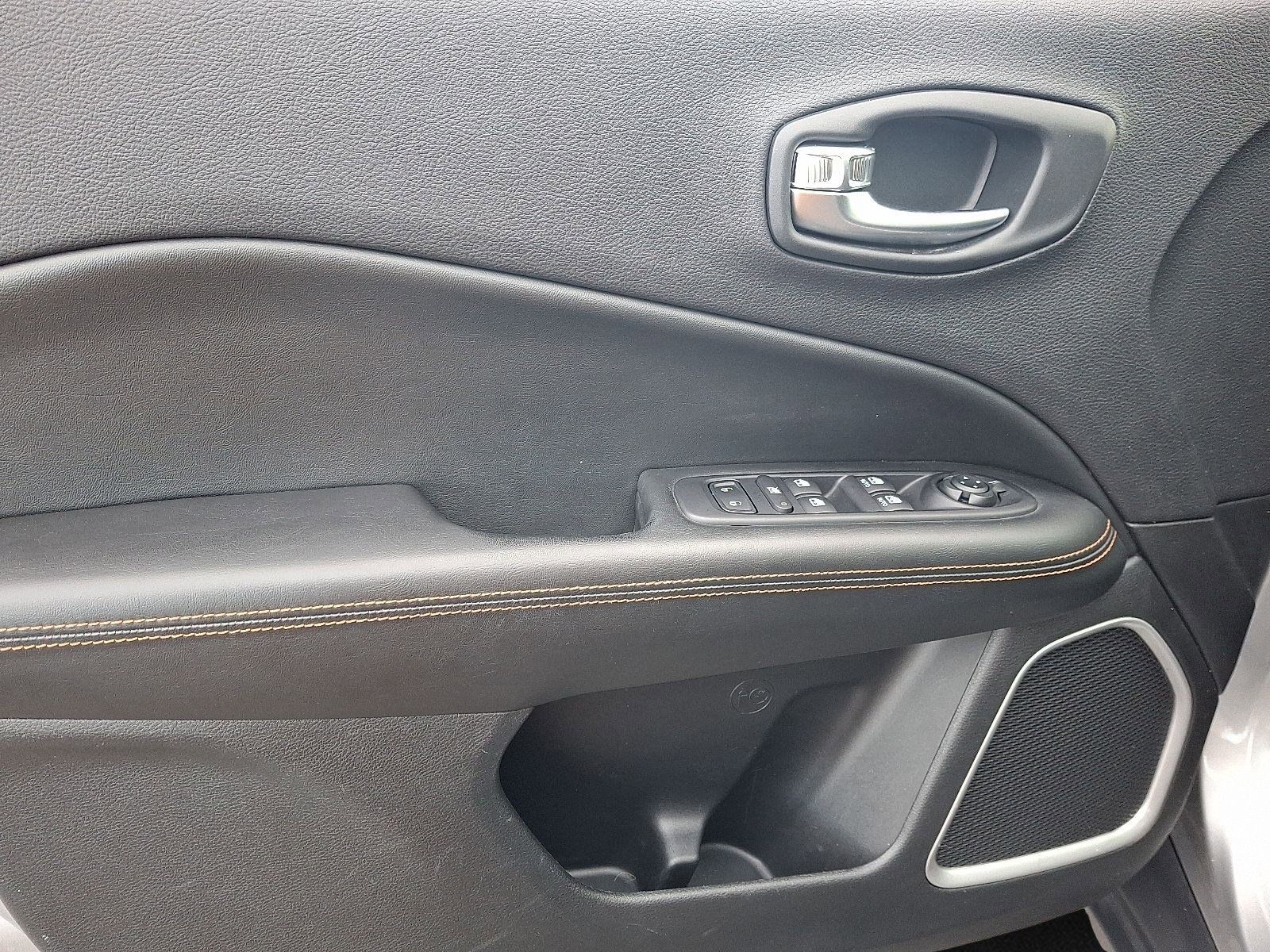 Used 2019 Jeep Compass Limited w/ Safety & Security Group image 12