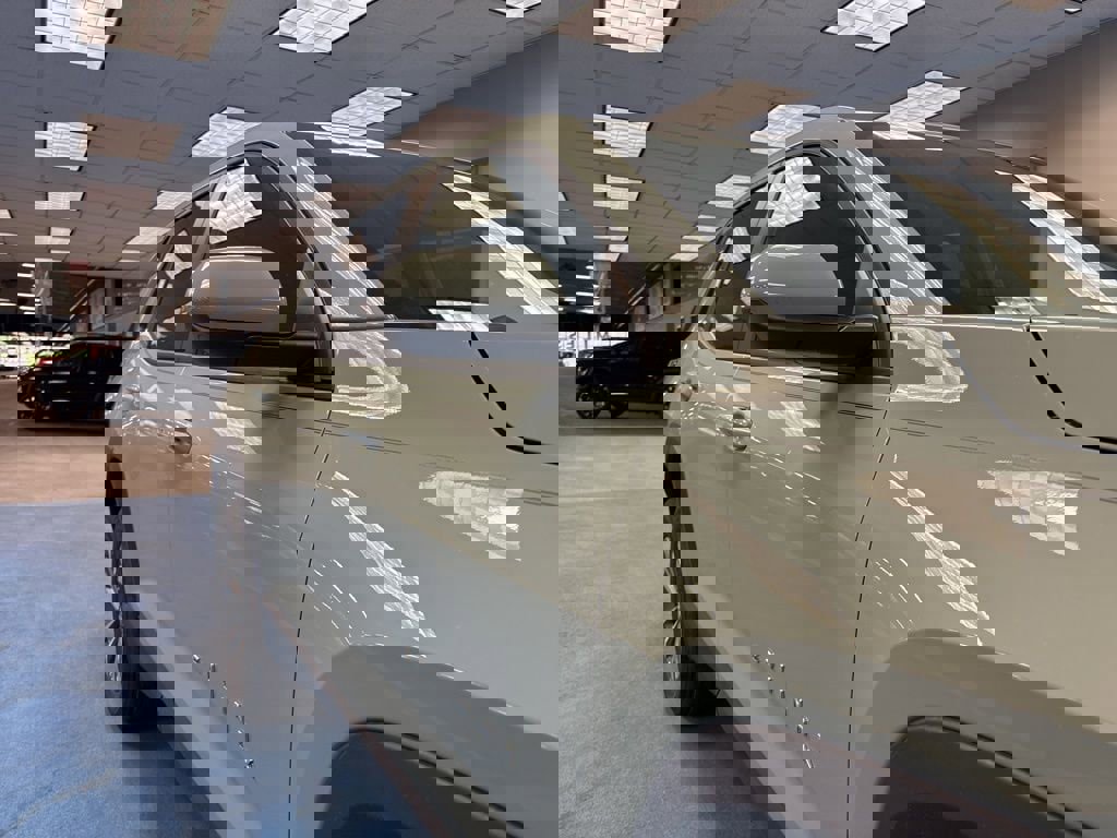 New 2026 Chevrolet Equinox LT image 4