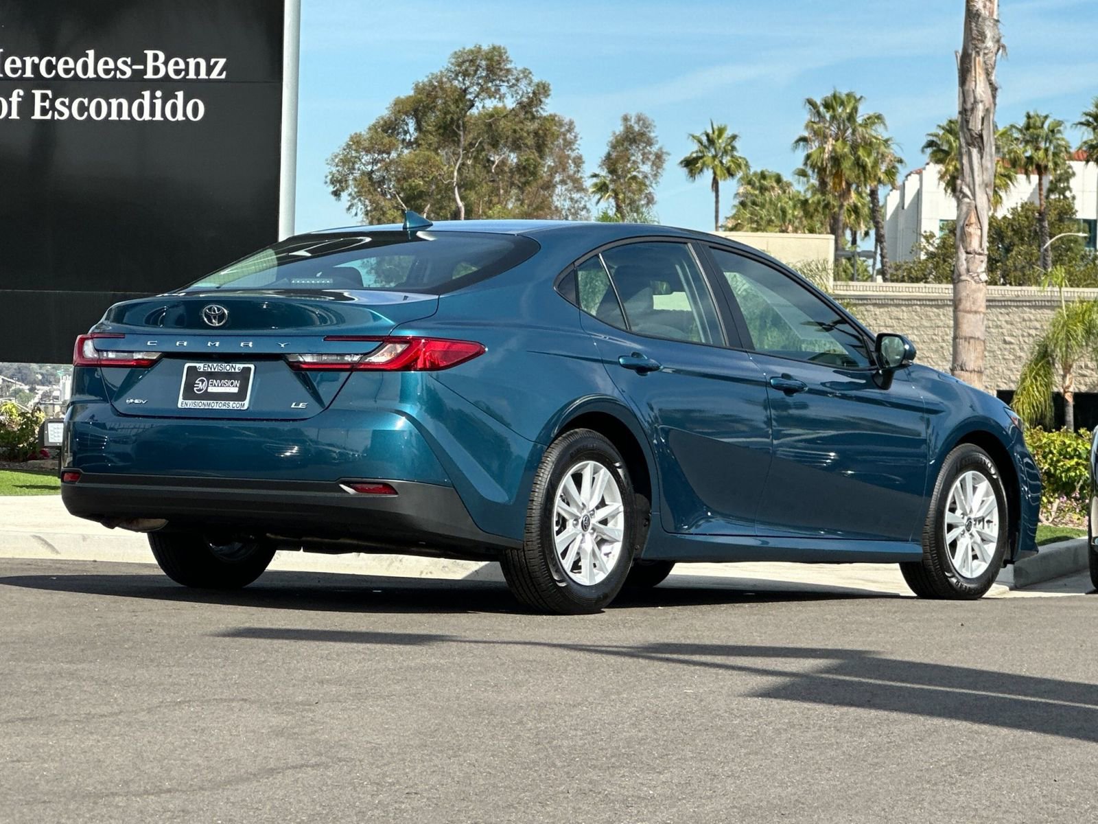 Used 2026 Toyota Camry LE image 3