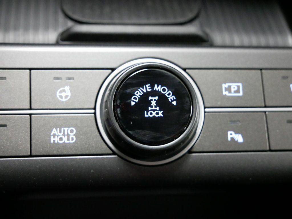 Used 2026 Hyundai Kona Limited AWD/4WD image 21