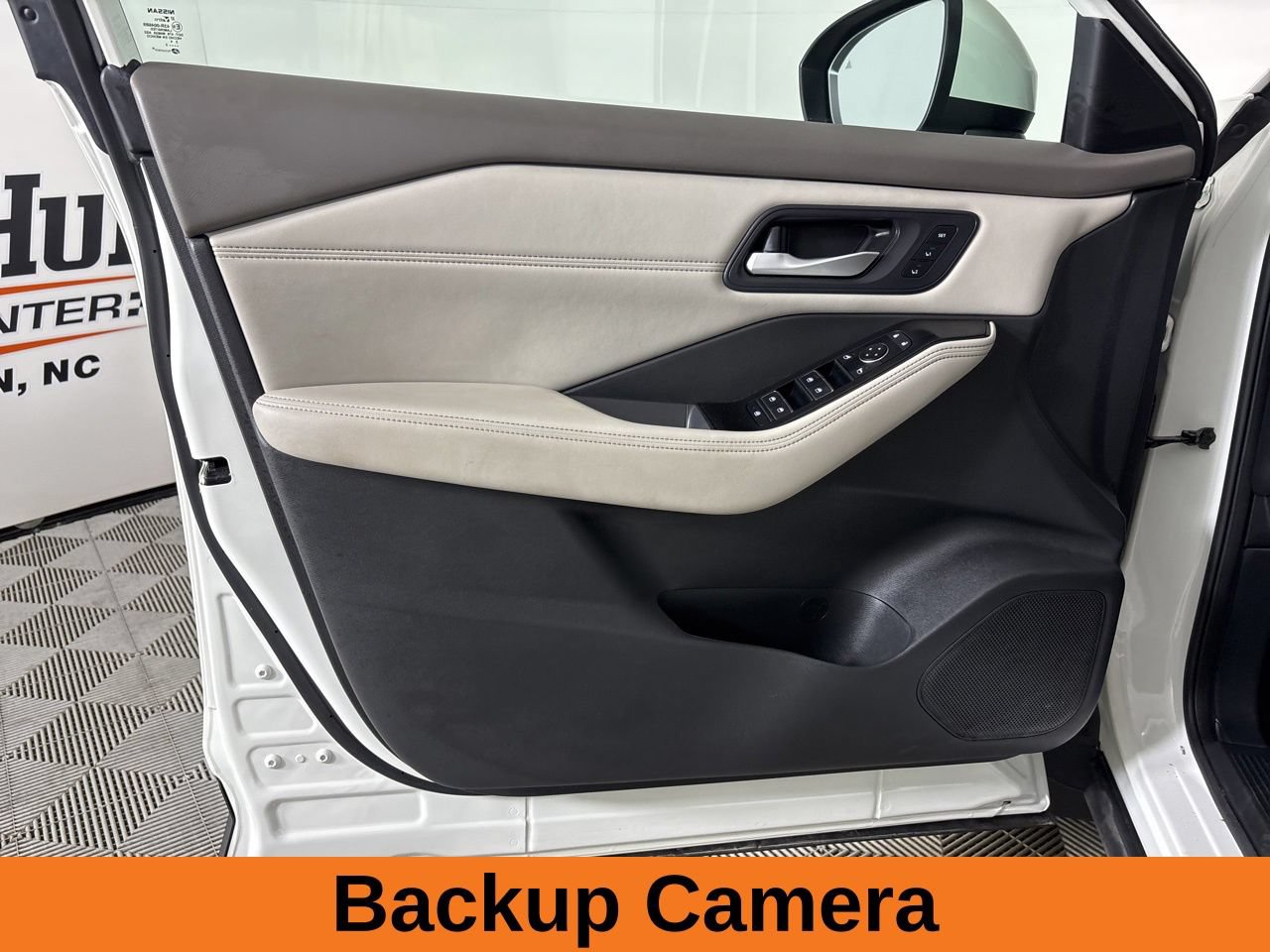 Used 2023 Nissan Rogue SL w/ SL Premium Package AWD/4WD image 9
