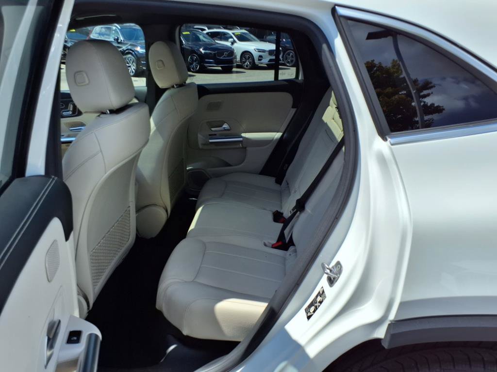 Certified 2026 Mercedes-Benz GLA 250 4MATIC image 12