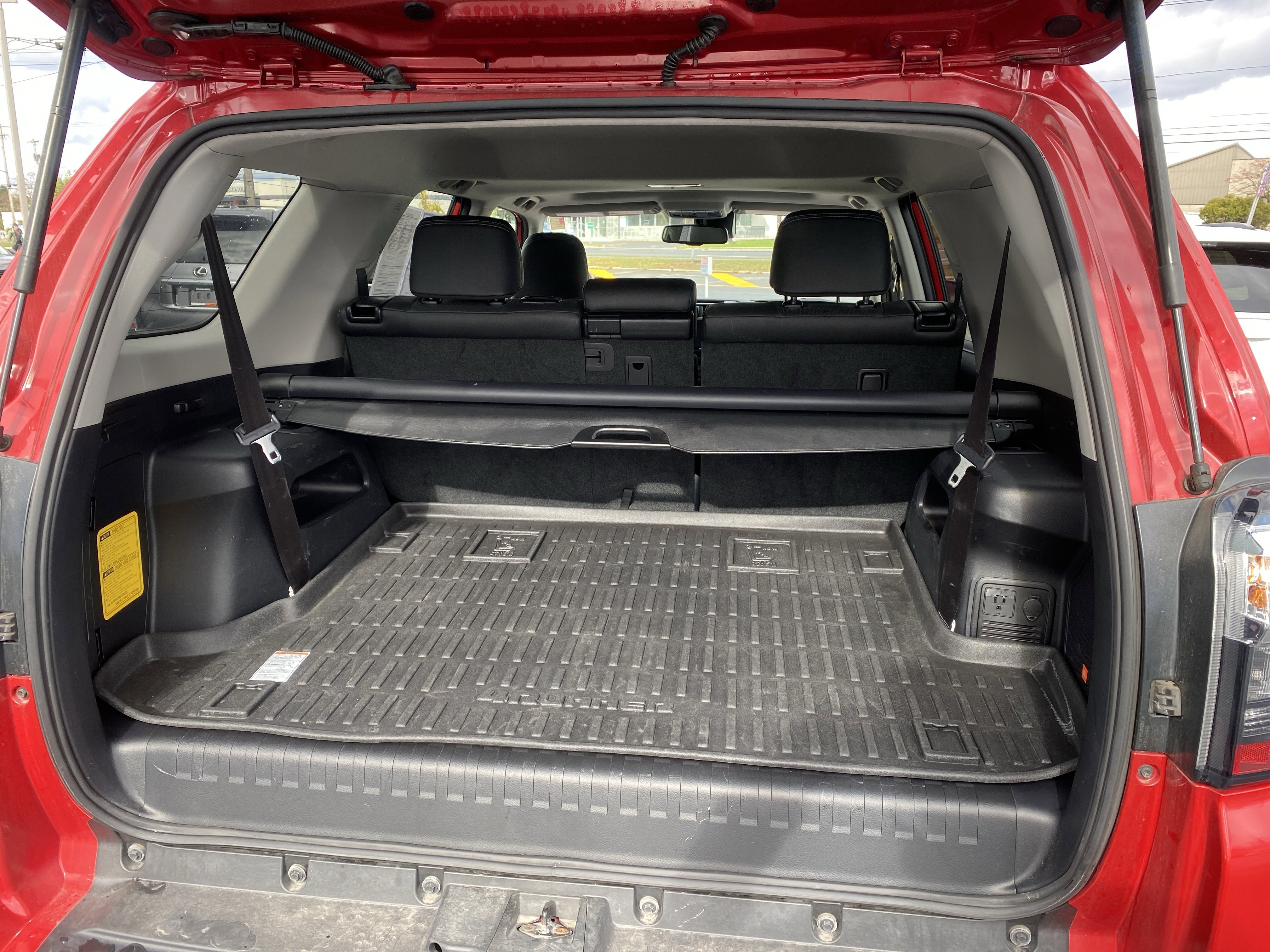 Used 2023 Toyota 4Runner Limited image 34