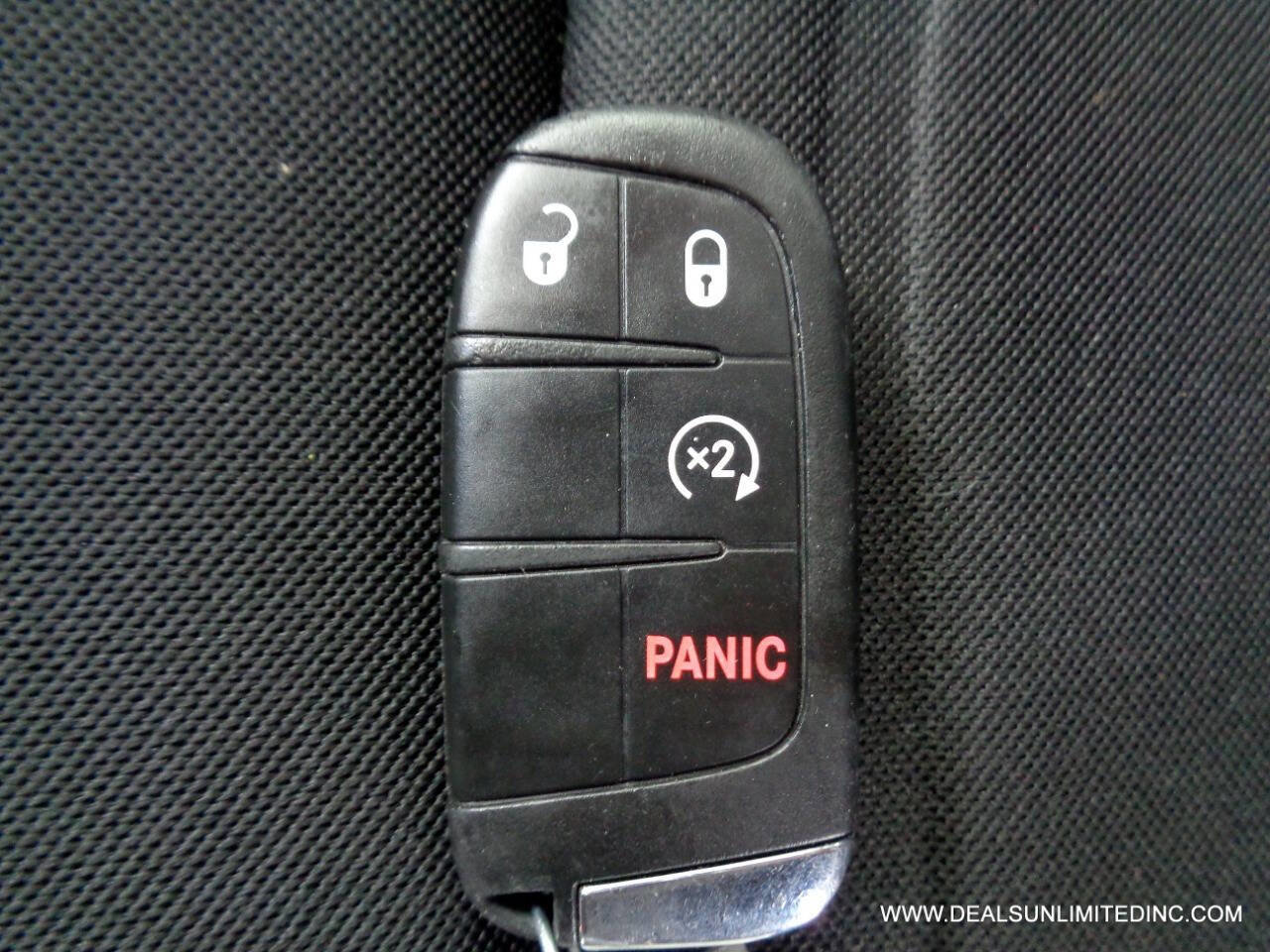 Used 2018 Jeep Renegade Latitude image 24