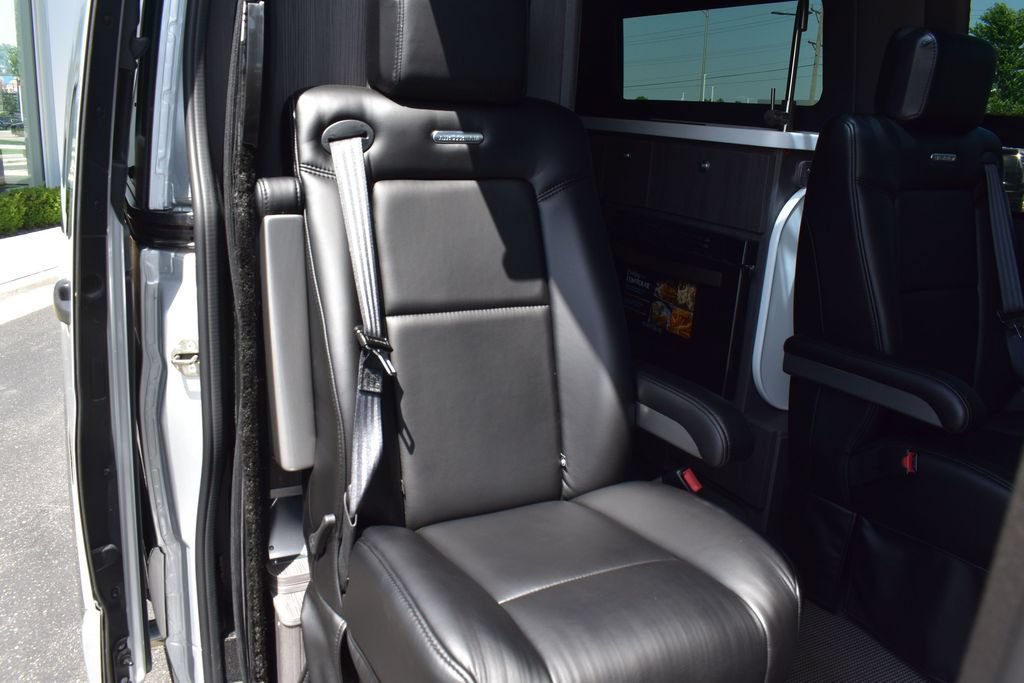 Used 2022 Mercedes-Benz Sprinter 3500 image 36
